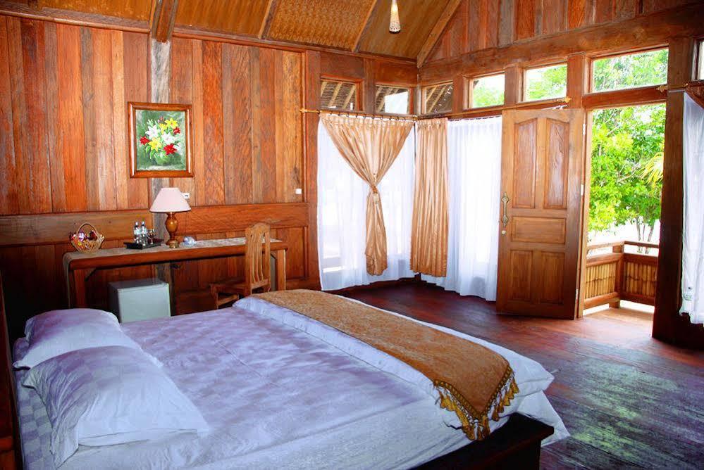 Wakatobi Patuno Diving And Beach Resort By Sahid Wanci Exteriér fotografie