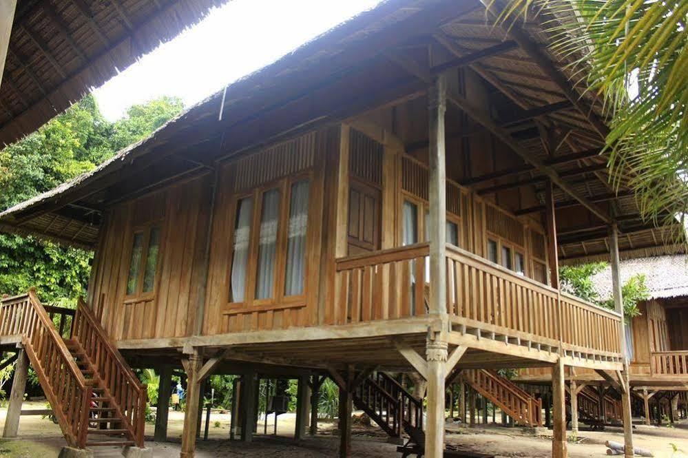 Wakatobi Patuno Diving And Beach Resort By Sahid Wanci Exteriér fotografie