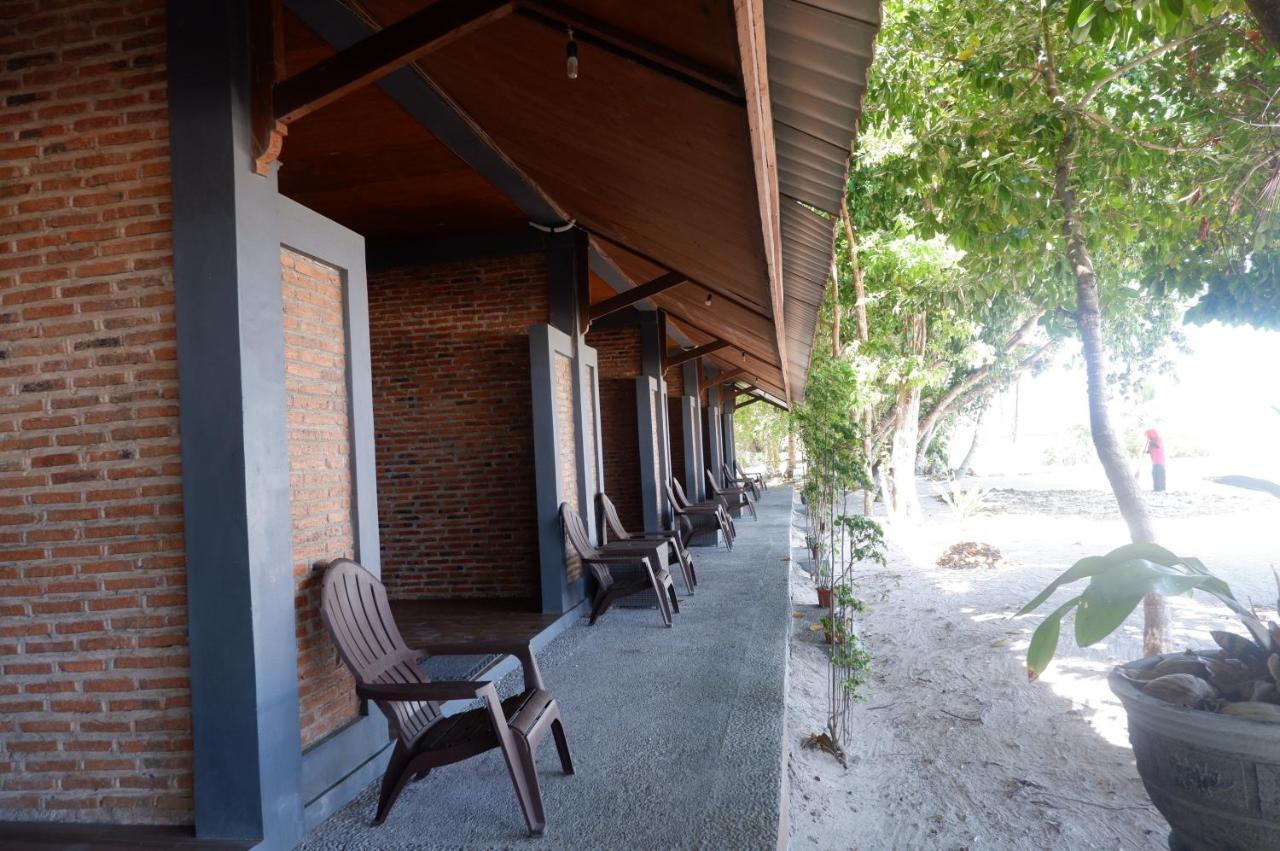 Wakatobi Patuno Diving And Beach Resort By Sahid Wanci Exteriér fotografie