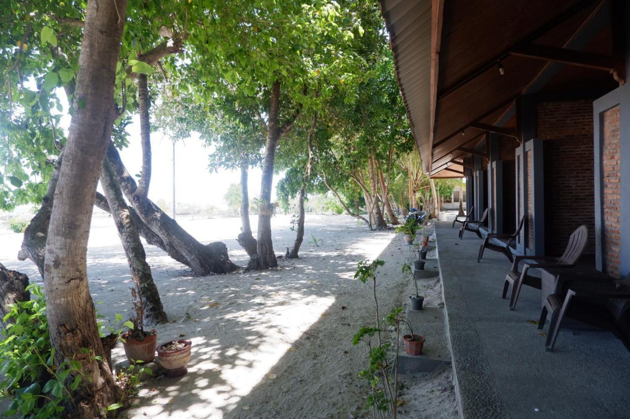 Wakatobi Patuno Diving And Beach Resort By Sahid Wanci Exteriér fotografie